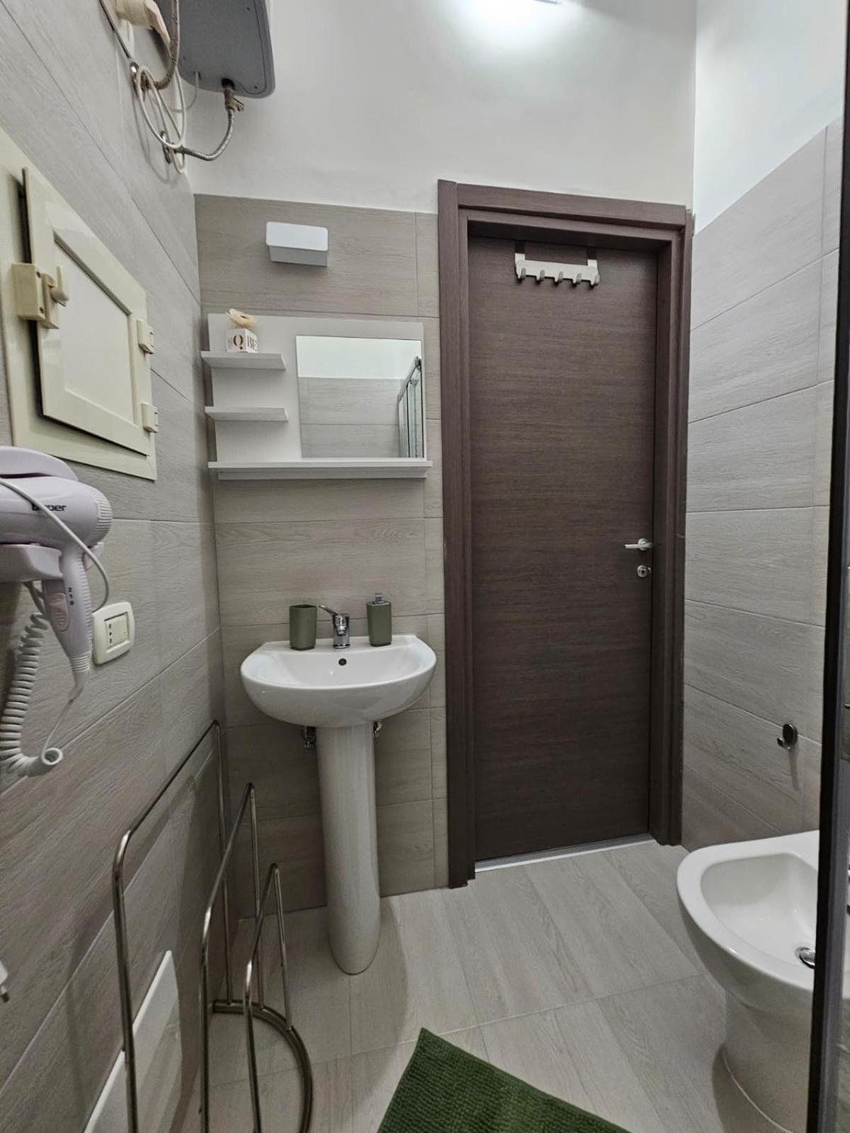 Spaccanapoli A Toledo Home Ngoại thất bức ảnh